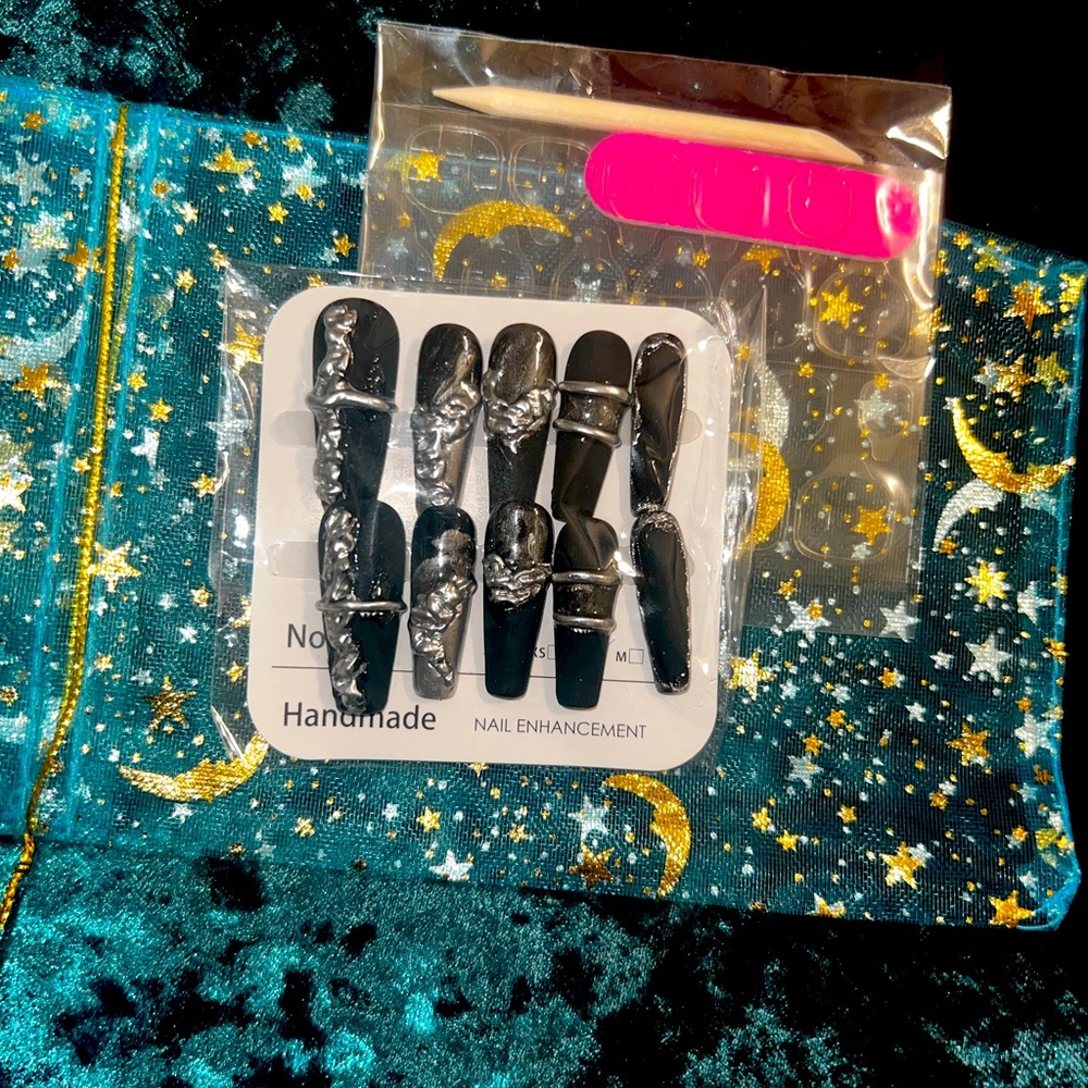 10 Piece Nail Set Great Quality NEW ITEM